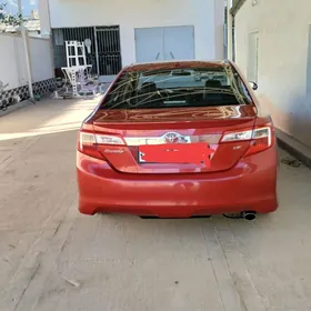 Toyota Camry 2011