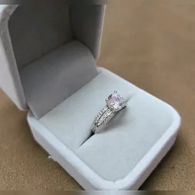 Hakyky kümüş tektaş ÿüzük