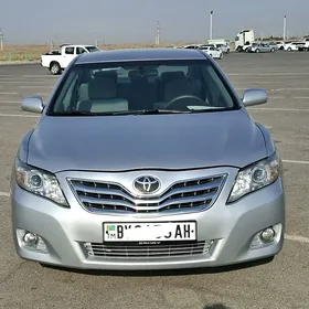 Toyota Camry 2010
