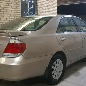Toyota Camry 2005