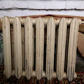 Чугунная батарея