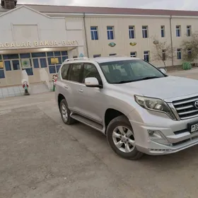 Toyota Land Cruiser Prado 2013