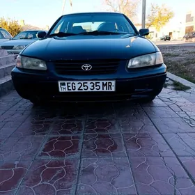 Toyota Camry 1999