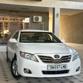 Toyota Camry 2011