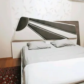 Спальный кровать