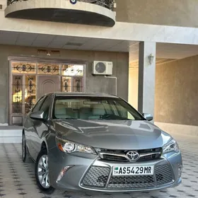 Toyota Camry 2016