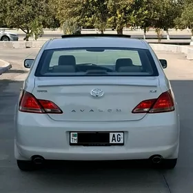 Toyota Avalon 2006