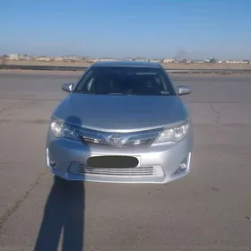 Toyota Camry 2011