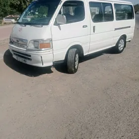 Toyota Hiace 1998
