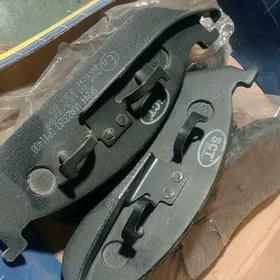 mersedes jip kolotka