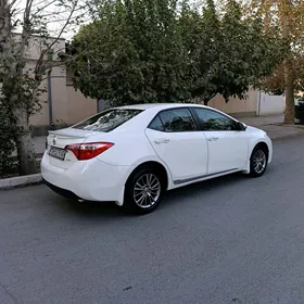 Toyota Corolla 2015