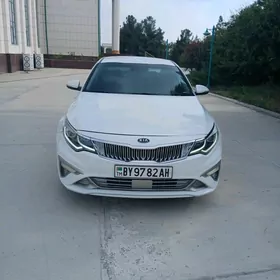 Kia Optima 2020