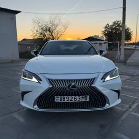 Lexus ES 350 2019