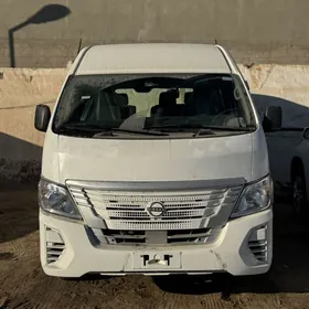 Nissan Urvan 2023
