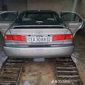 Toyota Camry 2000