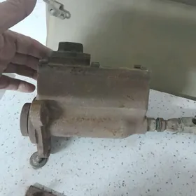 главный цлиндр