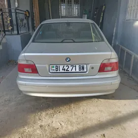 BMW E39 1999