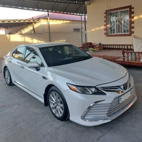 Toyota Camry 2018
