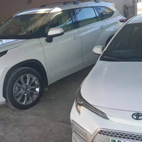 Toyota Highlander 2021