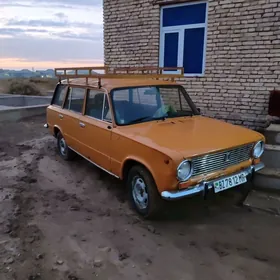 Lada 2102 1982