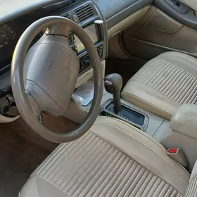 Toyota Avalon 2000