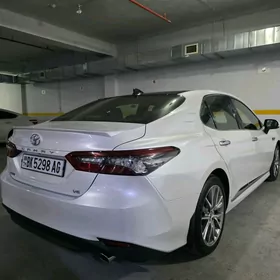 Toyota Camry 2022