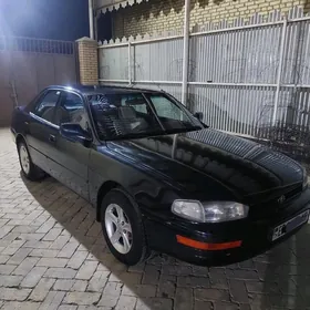 Toyota Camry 1992