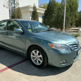 Toyota Camry 2010