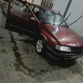 Opel Vectra 1989