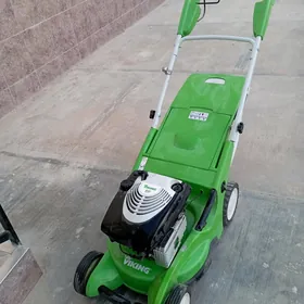 gazonokosilka Viking