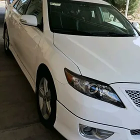 Toyota Camry 2010