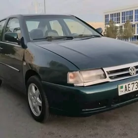 Volkswagen Polo 1999