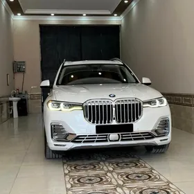 BMW X7 2022
