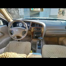 Nissan Pathfinder 2002