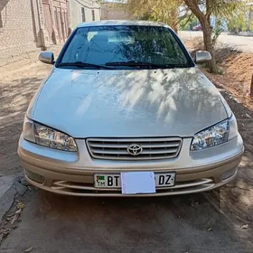 Toyota Camry 1999