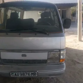 Toyota Hiace 1988