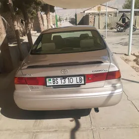 Toyota Camry 1999
