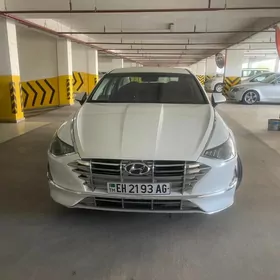 Hyundai Sonata Hybrid 2020