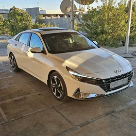 Hyundai Elantra 2021