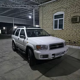 Nissan Pathfinder 2000