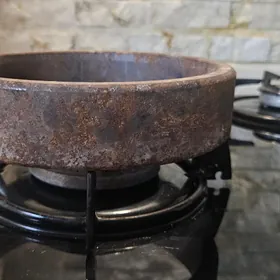 ЧУГУННАЯ ПОДСТАВКА ДЛЯ КАЗАНА