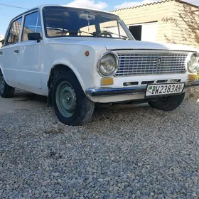 Lada 2104 1983