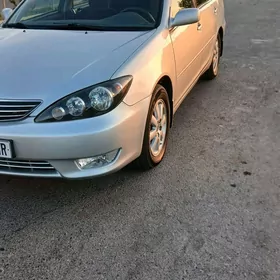 Toyota Camry 2005