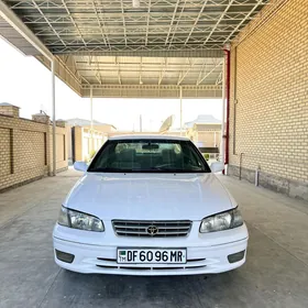 Toyota Camry 2000