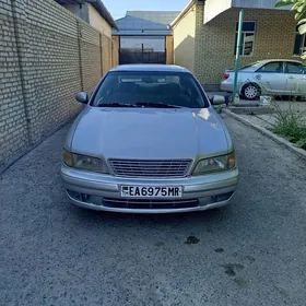Nissan Maxima 1999
