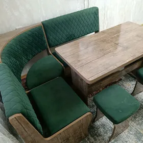 кухонный уголок