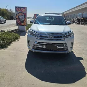 Toyota Highlander 2017