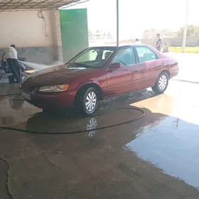 Toyota Camry 1999