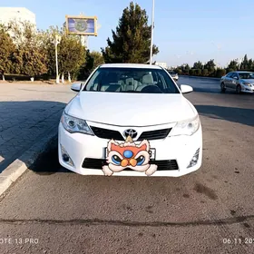 Toyota Camry 2012