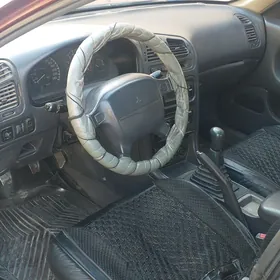 Mitsubishi Galant 1993